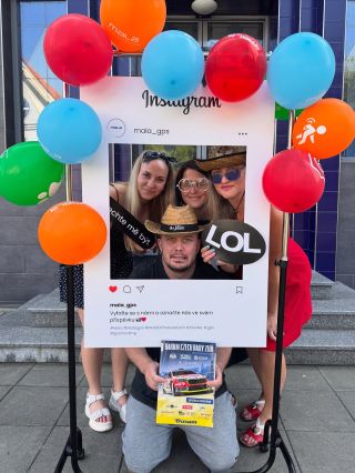 Hlásíme, že jsme připraveni na zítřejší @barumczechrally! 🇨🇿🚗💨 Dnešní vedro nám dalo hodně zabrat, ale stánek máme...